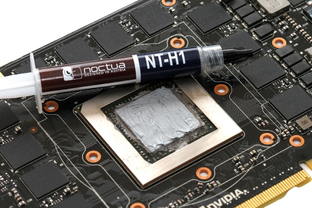 Замена термопасты на компьютере