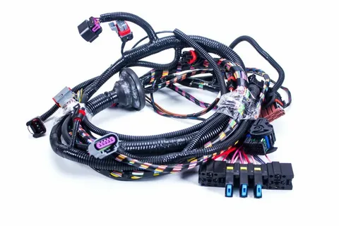 Замена поврежденных коннекторов жгута проводов