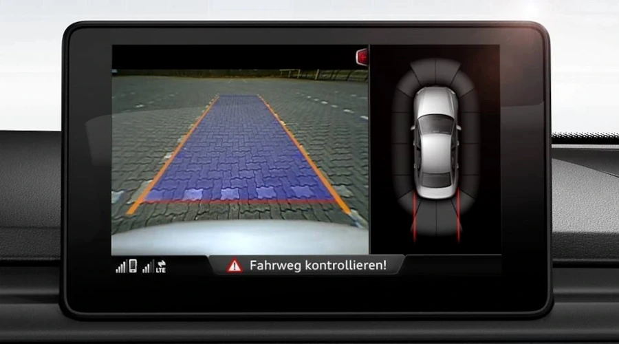 Установка камер заднего вида Ауди